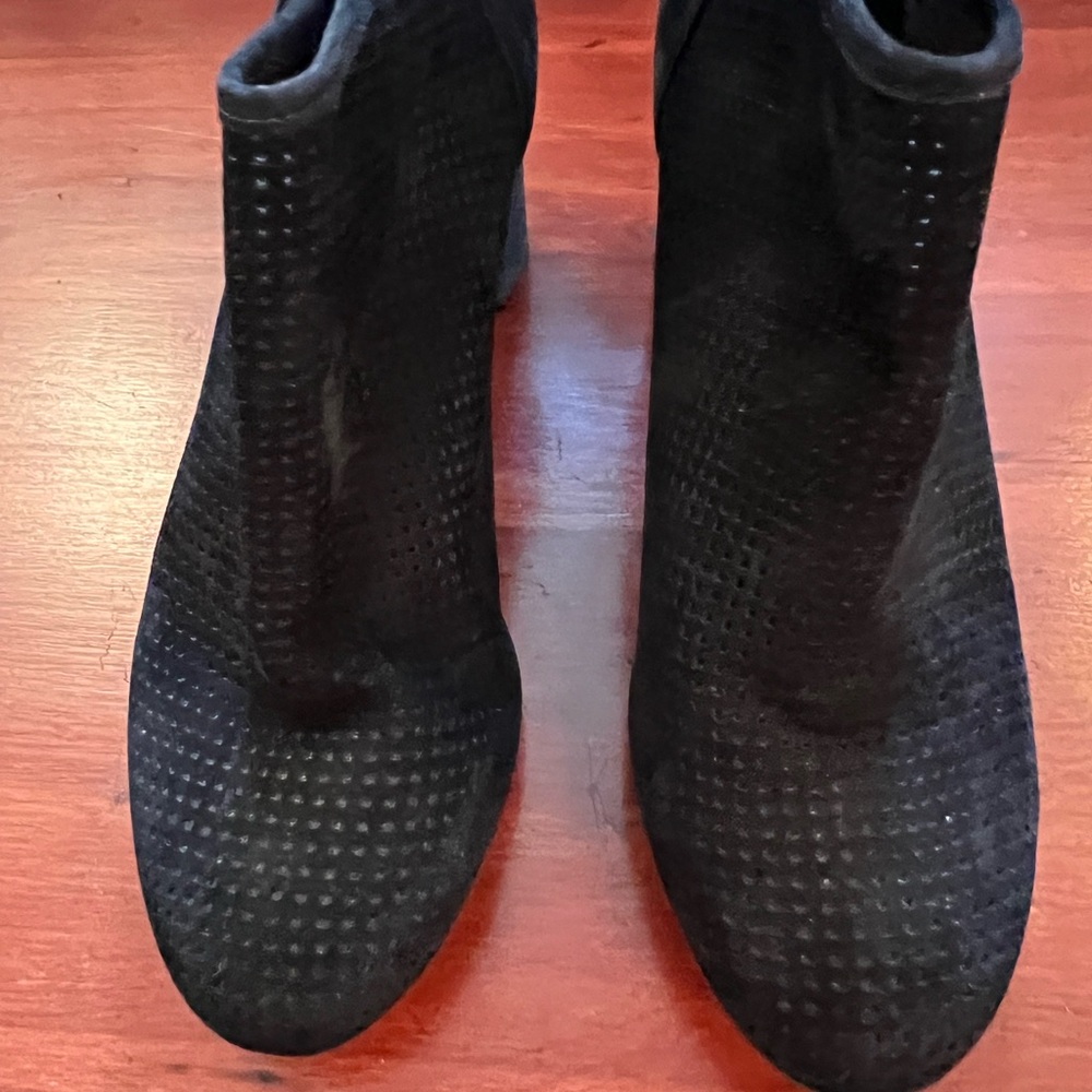 Camper Textured Black Ankle Boots